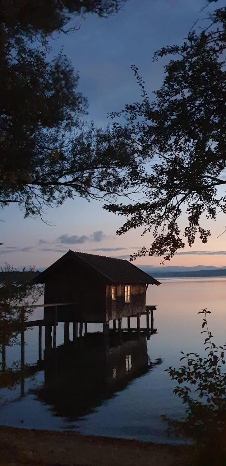 Apartment Chalet Am Schloss Kaltenberg Nahe Ammersee Geltendorf Esterno foto
